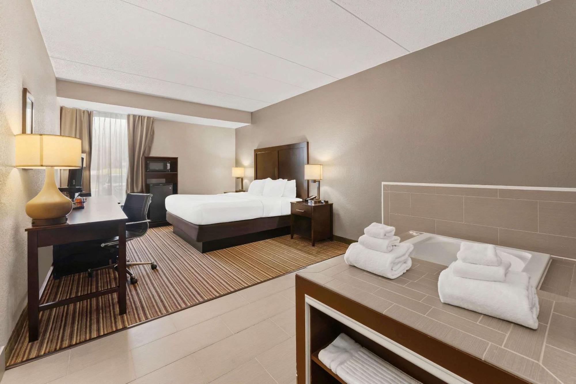 Comfort Inn Lehigh Valley West Fogelsville Zewnętrze zdjęcie